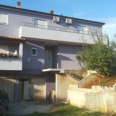 Apartman Ki Apartment *